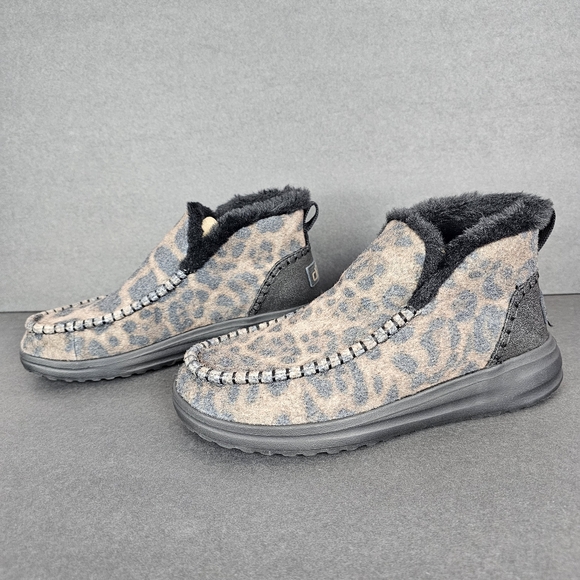 Hey Dude Women's Denny Leopard Print Faux Fur Bootie 7 - Picture 3 of 11
